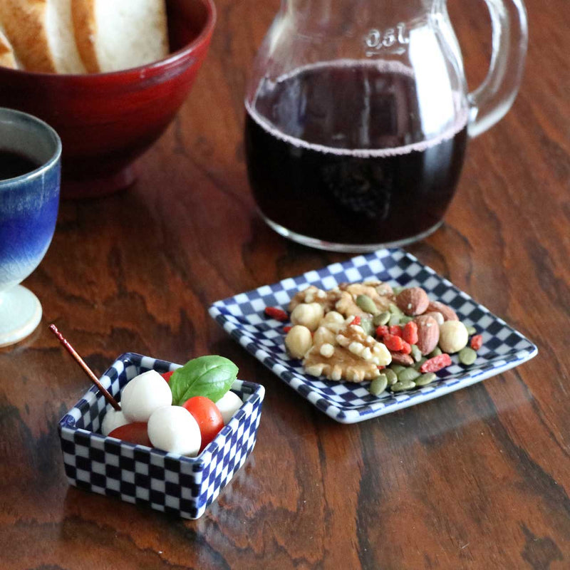 Check Pattern Square Bowl Plate & Toothpick Set (Blue).