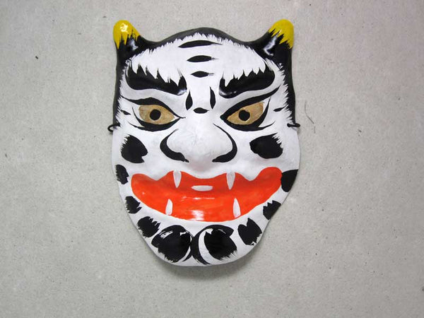 White devil mini mask.